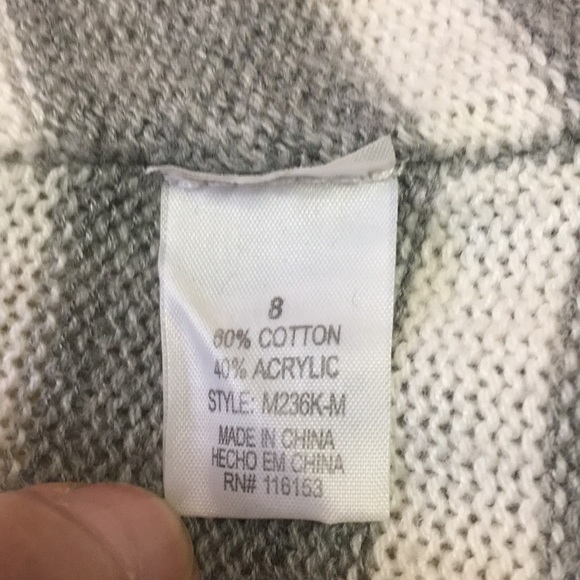 Sleeveless sweater vest/poncho Grey & white size 8 {130} - Picture 3 of 5